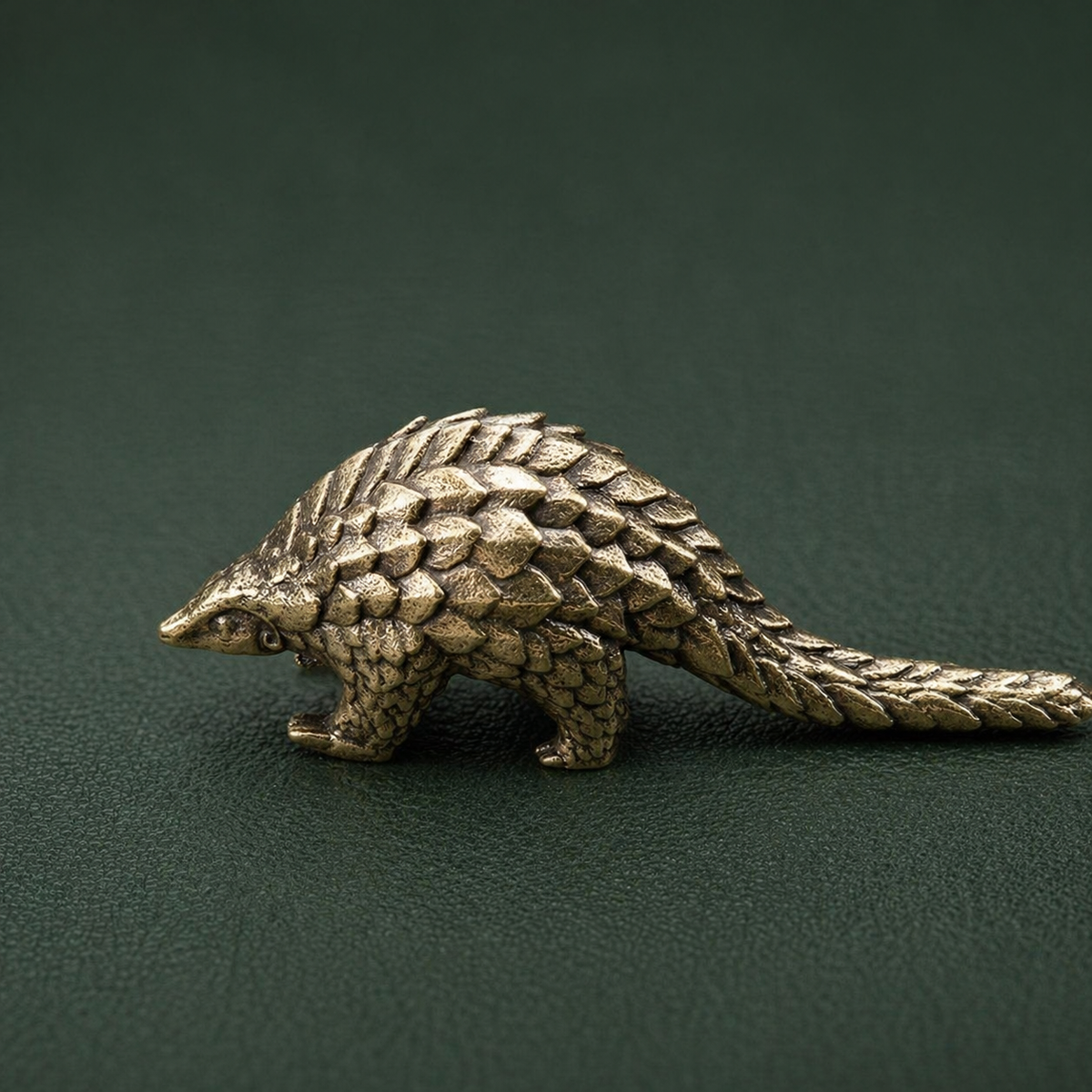Antique Brass Pangolin Figurine Sculpture Ornament: A1