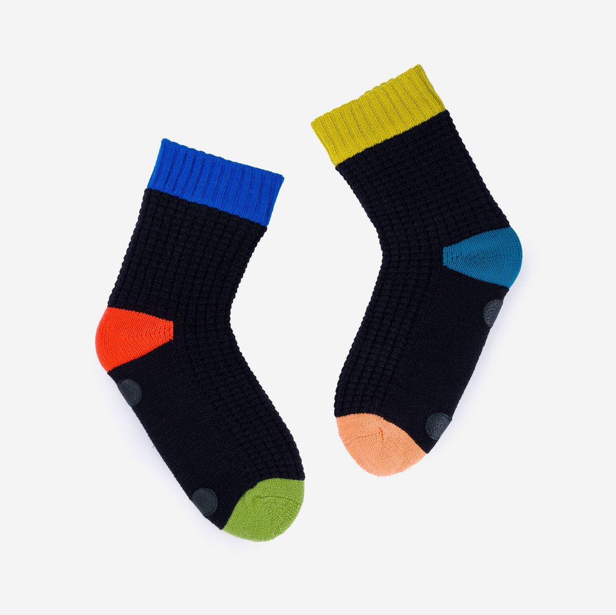 Spot Knit House Socks: Black (L/XL)