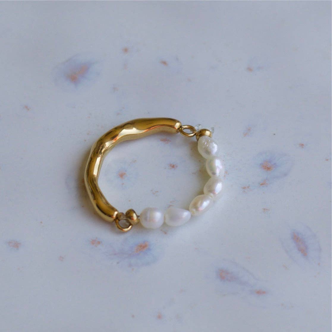 Hubert - Half Pearl Half Gold Band Textured Ring