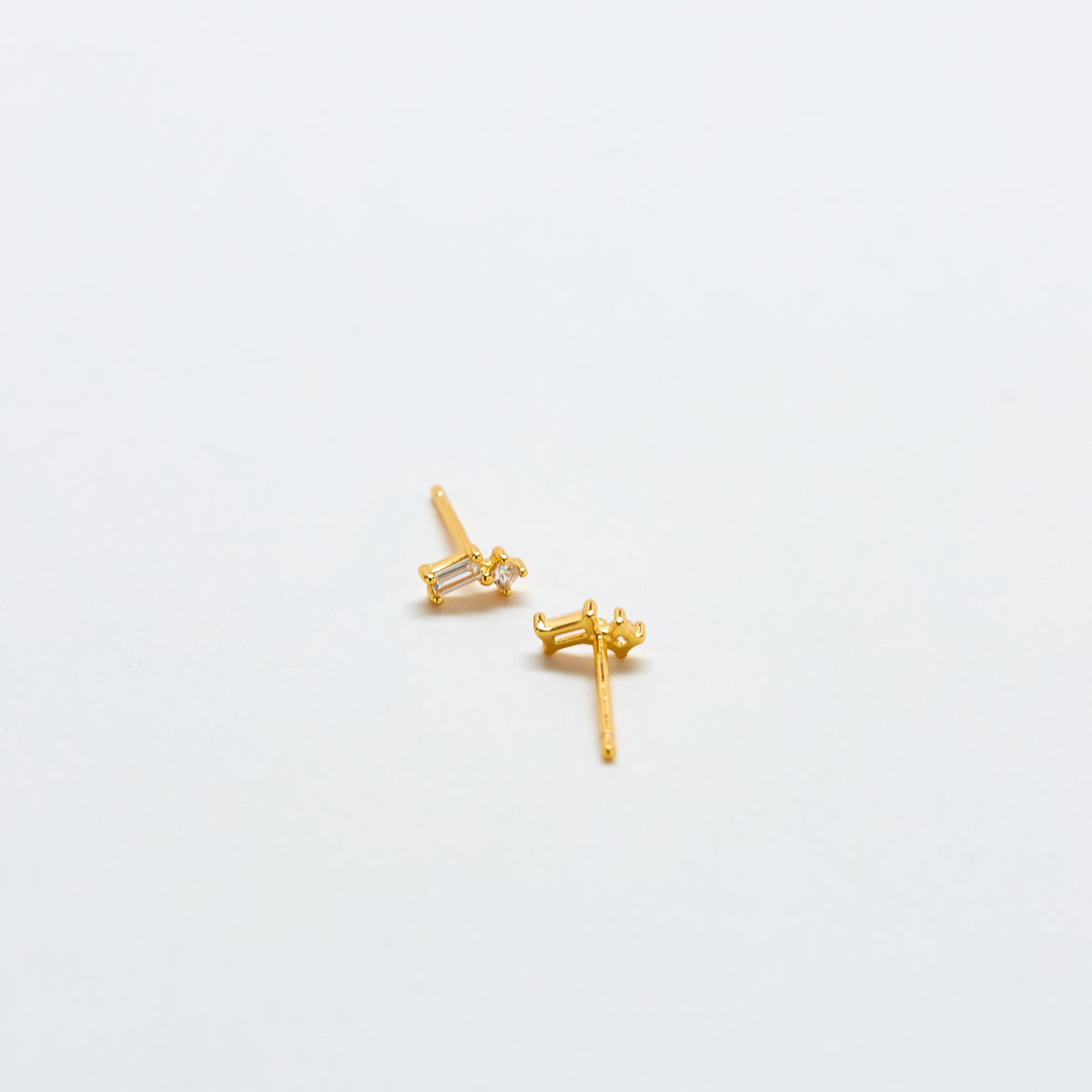 White Geometric Baguette Gold Vermeil Stud SINGLE