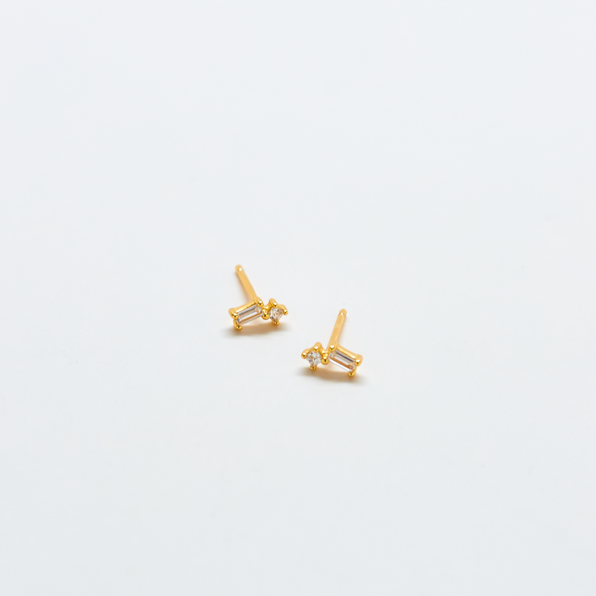 White Geometric Baguette Gold Vermeil Stud SINGLE