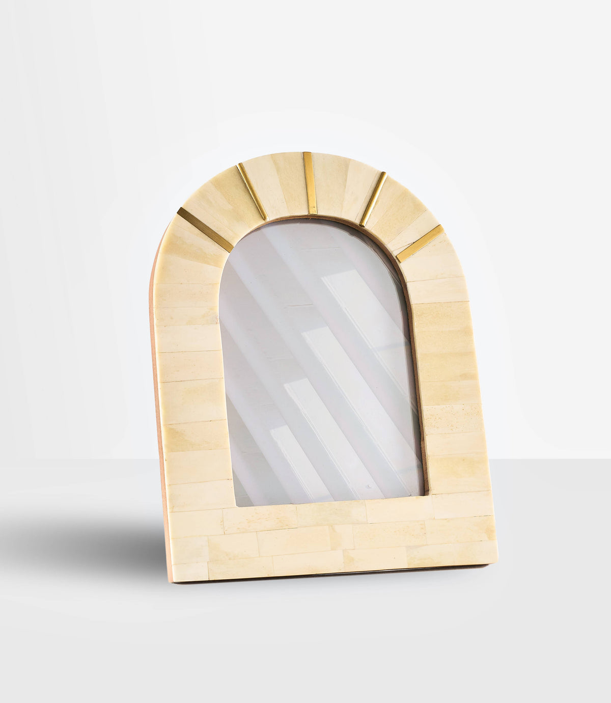 Mukhendu Arch 5x7 Cream Picture Frame - Handcrafted Bone