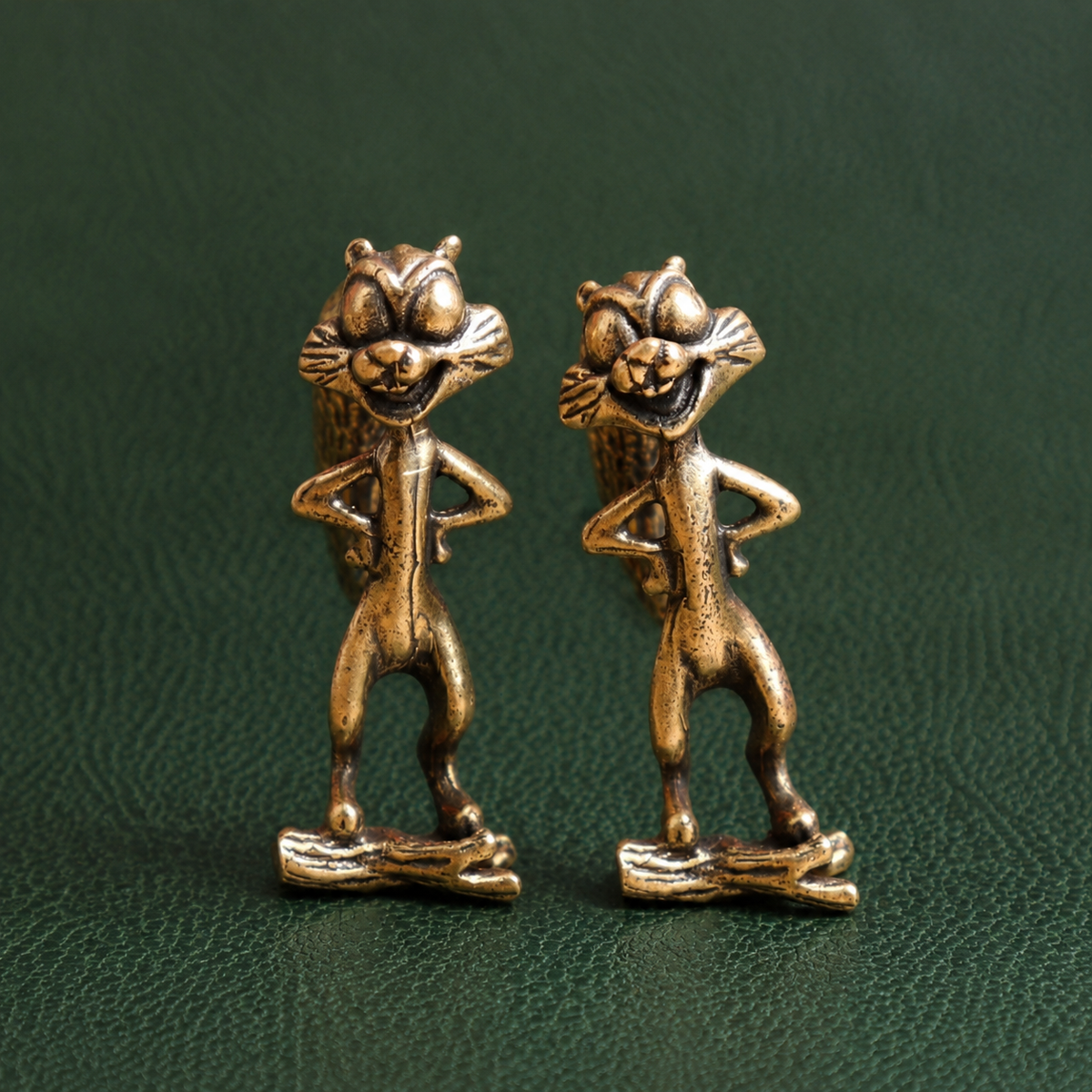 Solid Brass Standing Squirrel Figurine Ornament: A1