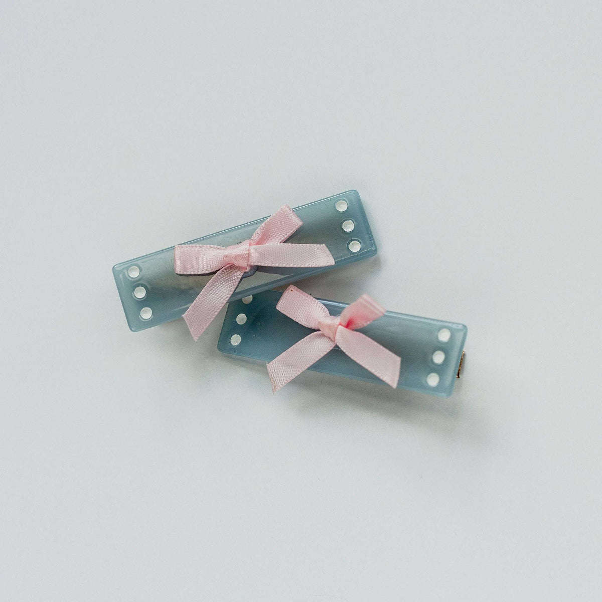 Shining Twins Clip SINGLE