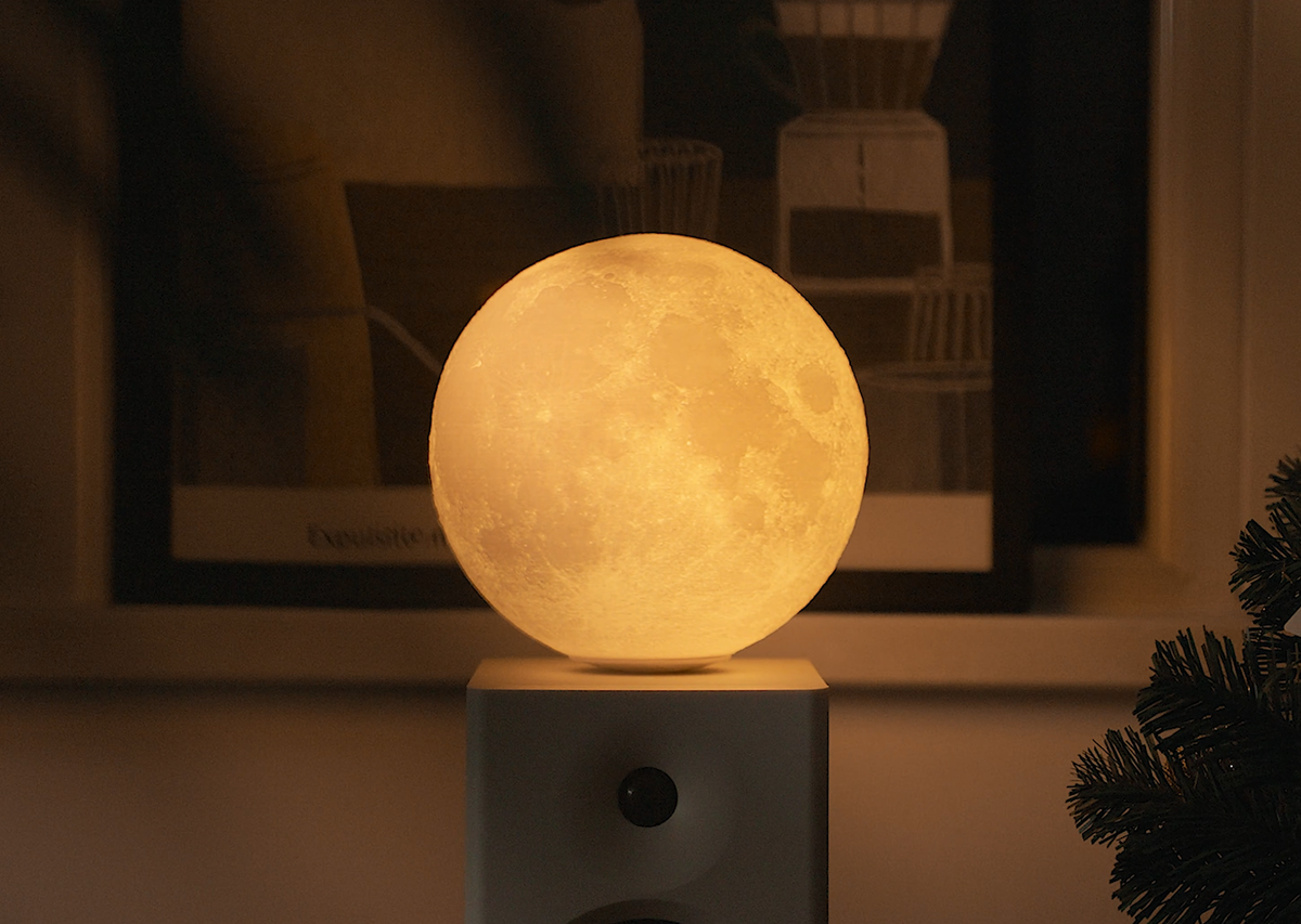Smart LunaSpin Lamp: Mini