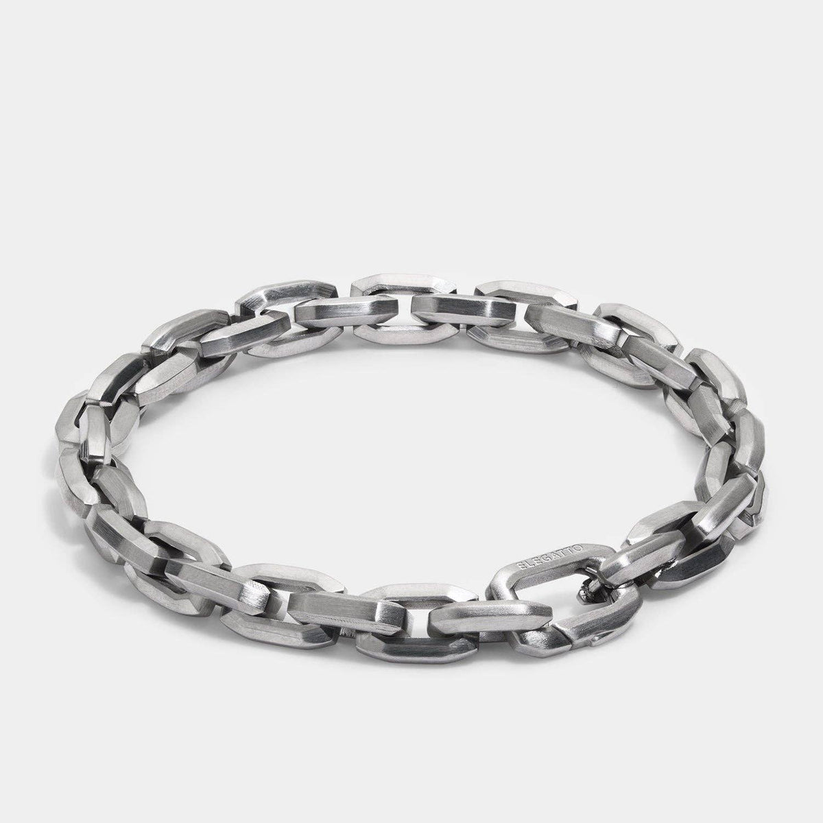 Vega Link Chain Bracelet: men’s sizing