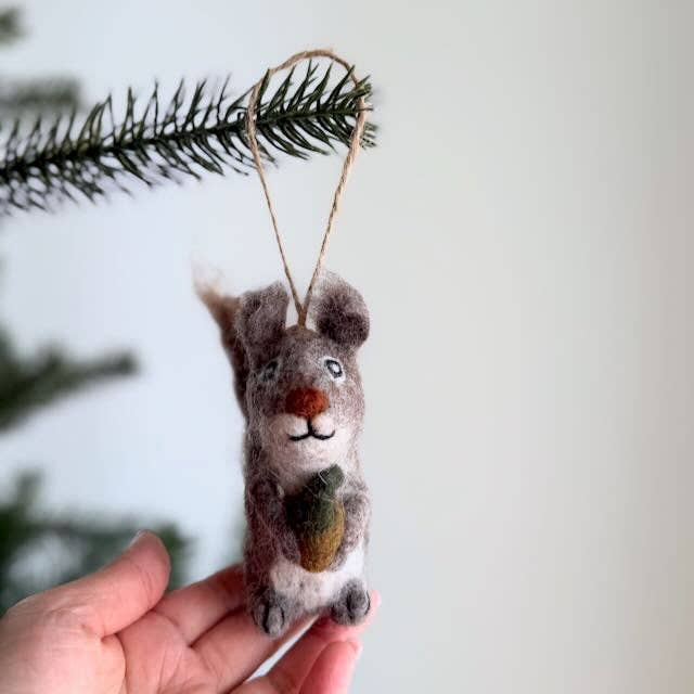 Felt Squirrel Holding Acorn Ornament: Gray