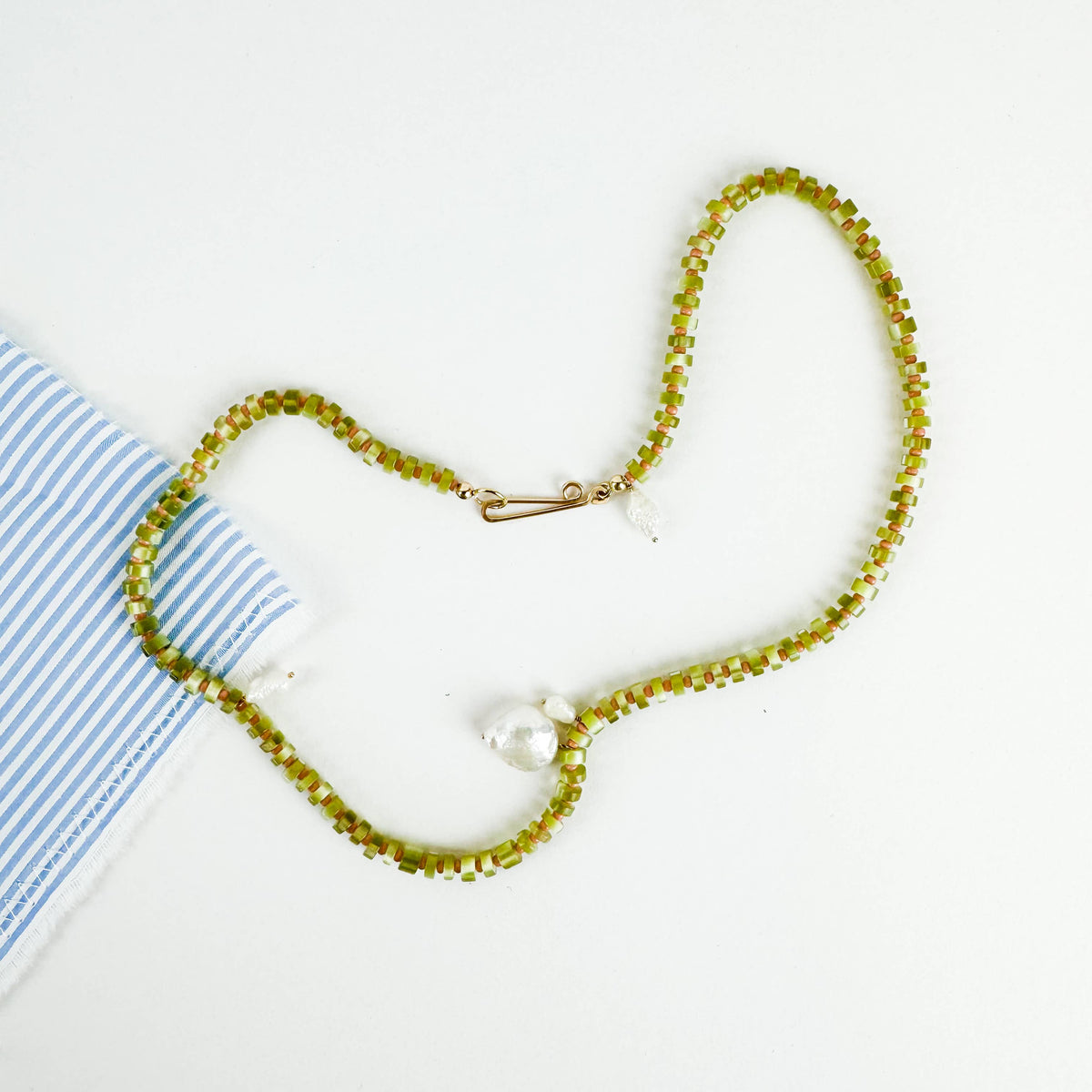 The Galileo Galilei - Olive/Pink: 16&quot; / Gold Filled