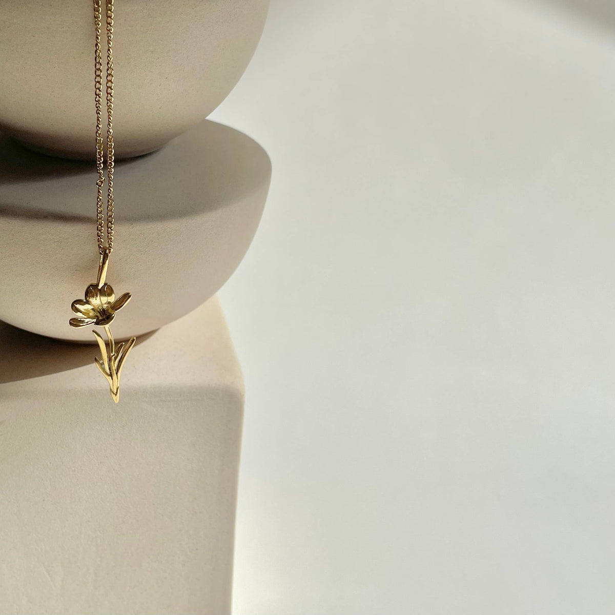 Crocus Flower Necklace- Gold
