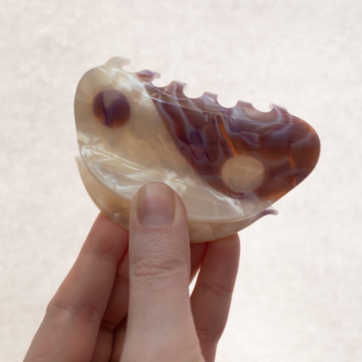Yin-Yang Claw: Pink &amp; Purple (Large) - Venus Shell