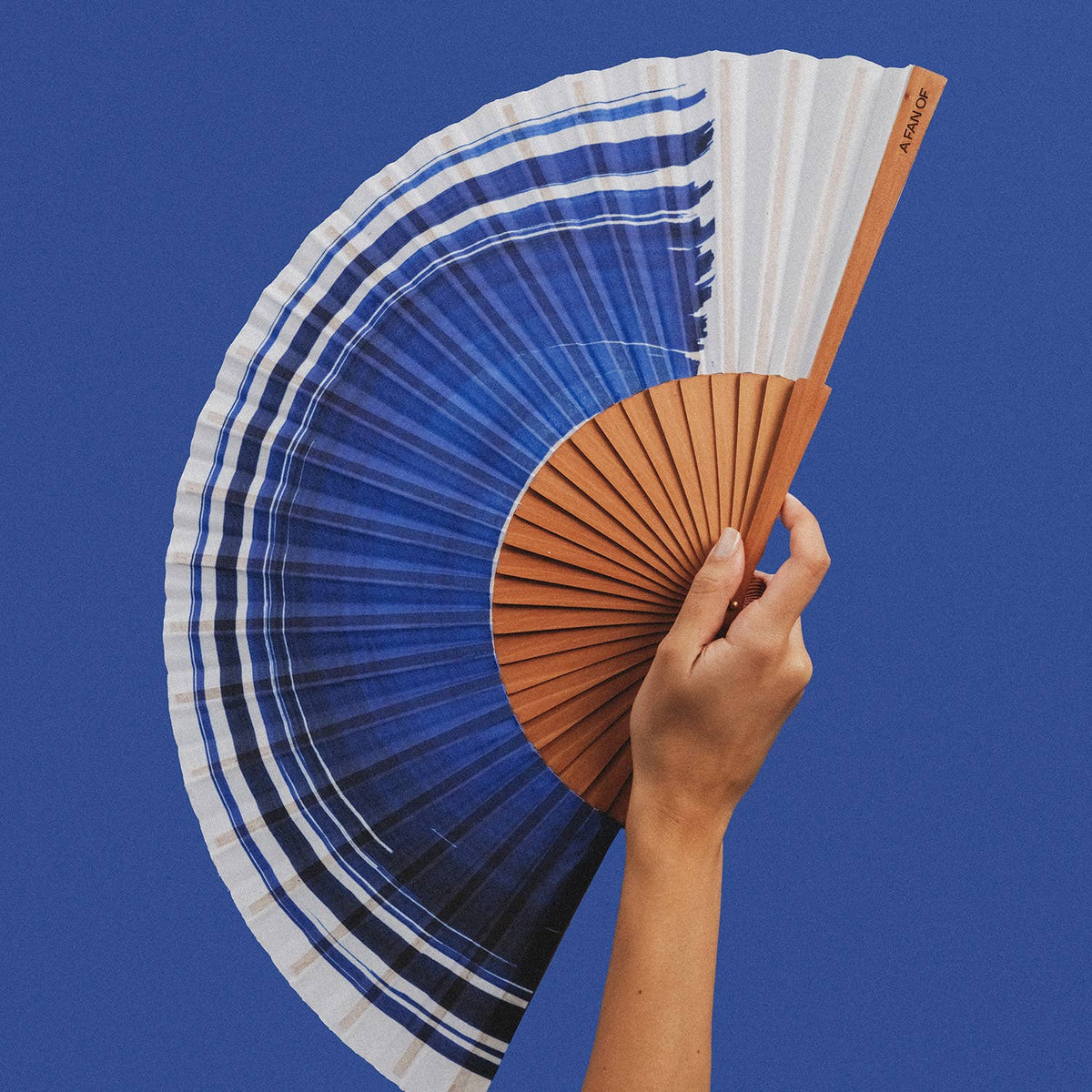 FEEL FREE Fan - 27 cm - Blue and white