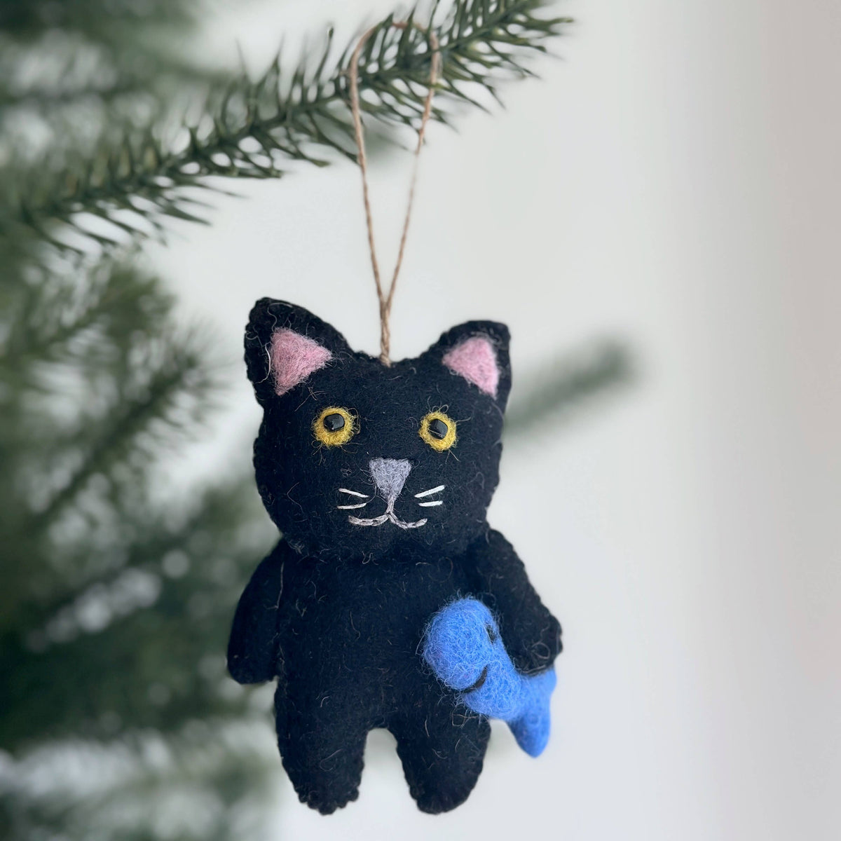 Flat Cat Holding Fish Ornament: