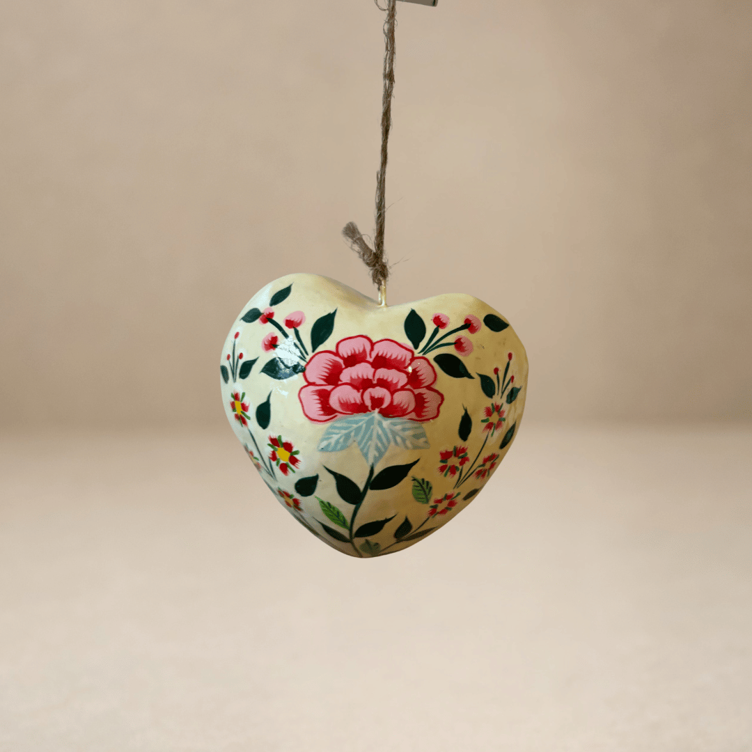 Hanging Solid Hanging Heart | Pink & Ivory Flowers