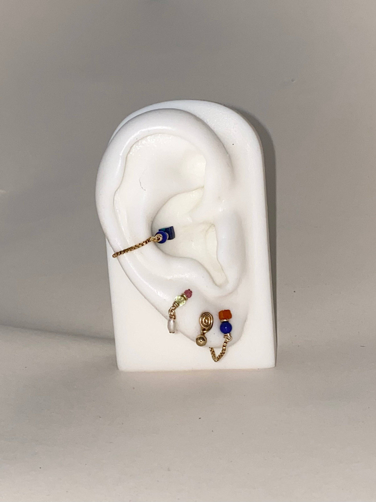 Pigment Earring 01: Gold Filled / SINGLE