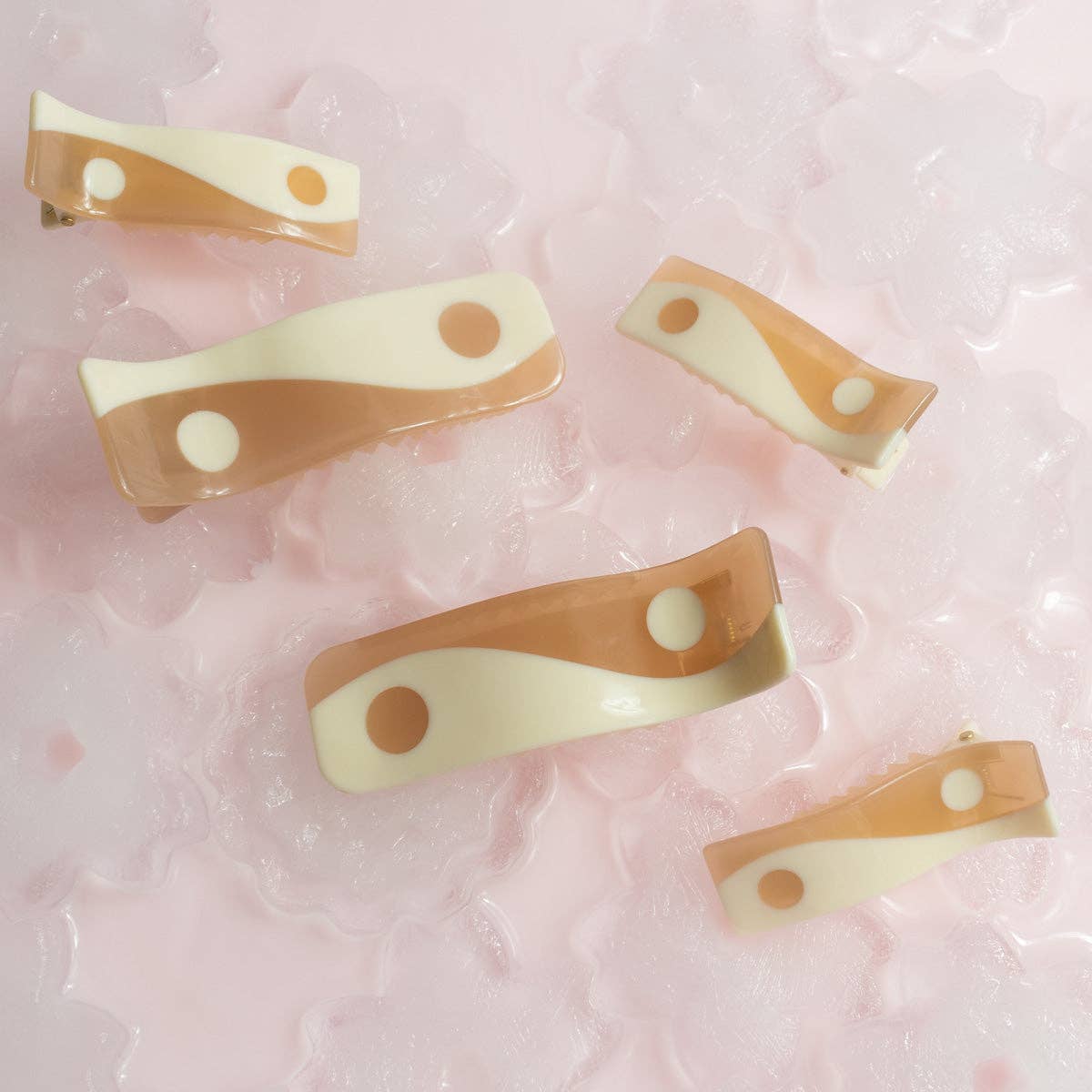 Milk Tea Neutral Cream and Tan Acetate Mini Alligator Clip