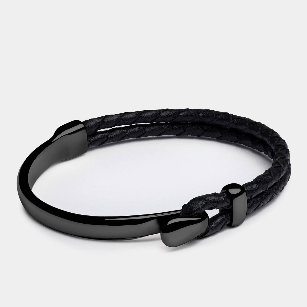Signature Black: men’s sizing