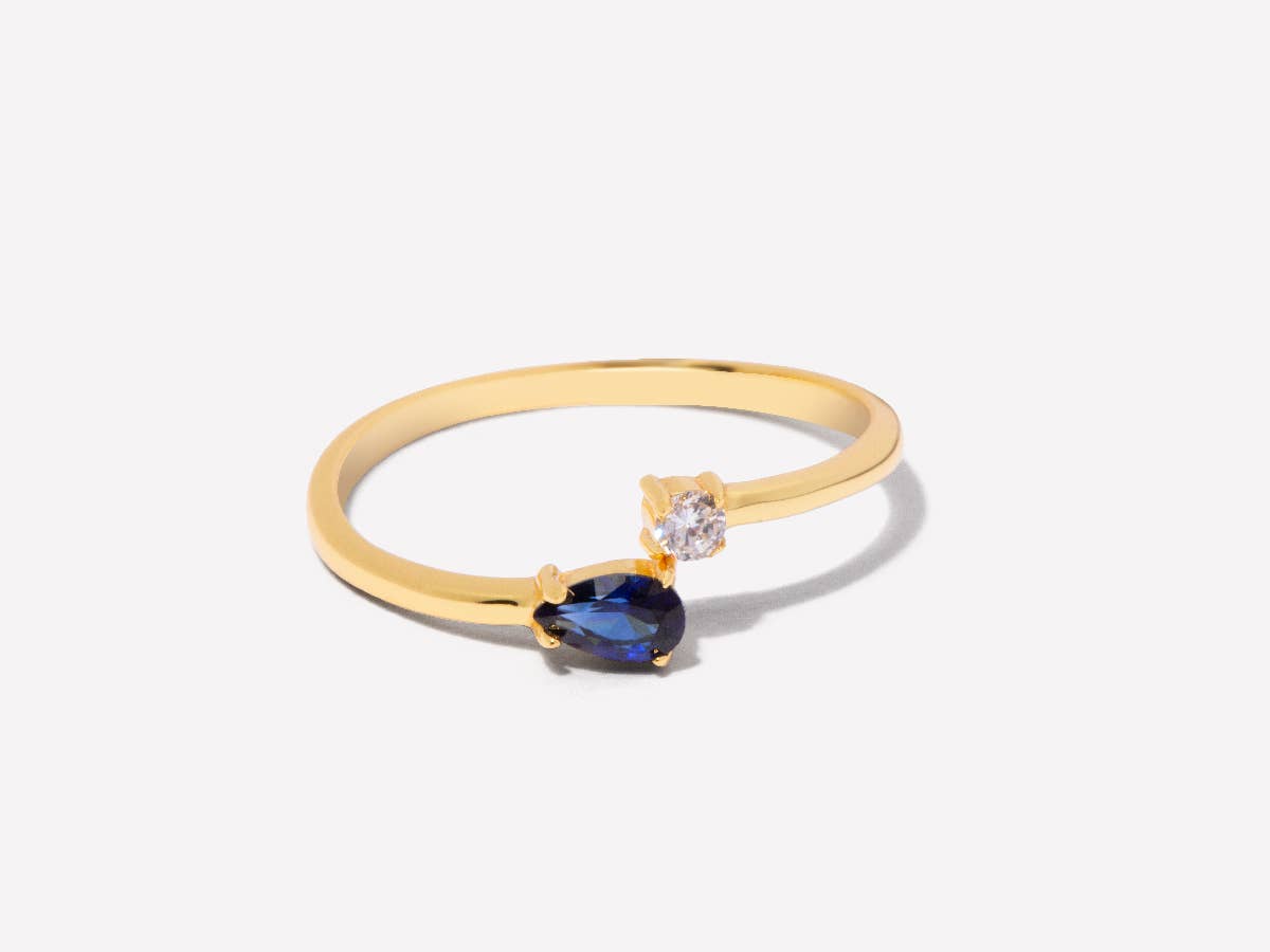 Serpentine Sapphire 14K Gold Ring: Sapphire