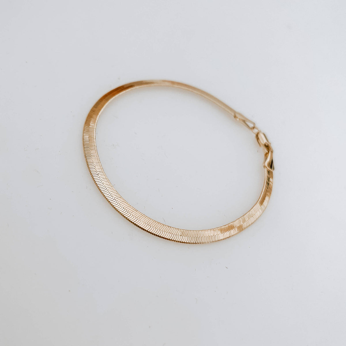 Harper Herringbone Bracelet: 7 inches